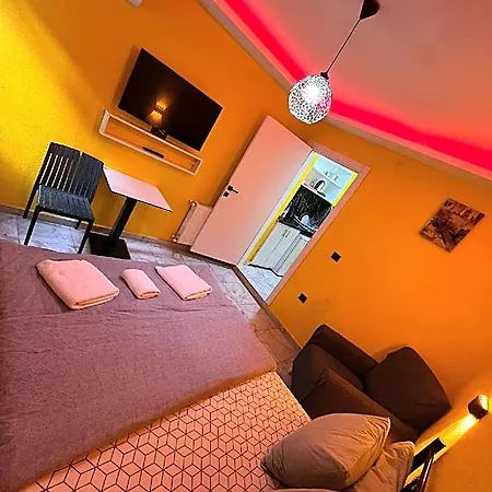 Taksim Academie House 4*