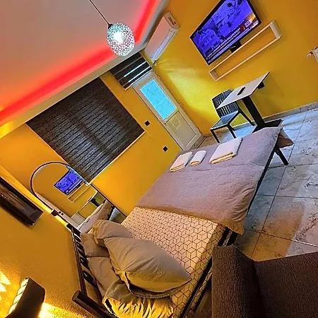 Apartmanhotel Taksim Academie House 4*