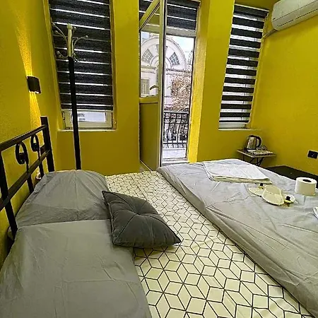Apartmanhotel Taksim Academie House 4*