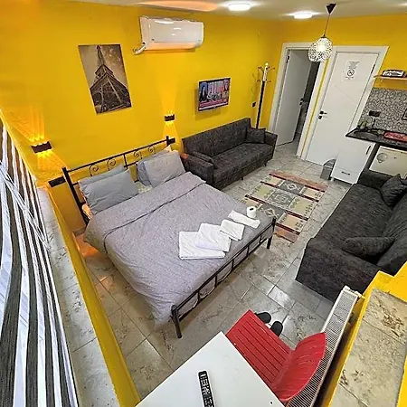 Taksim Academie House מלון דירות