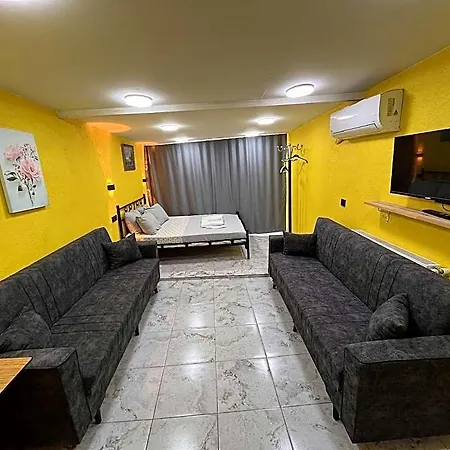 מלון דירות Taksim Academie House 4*
